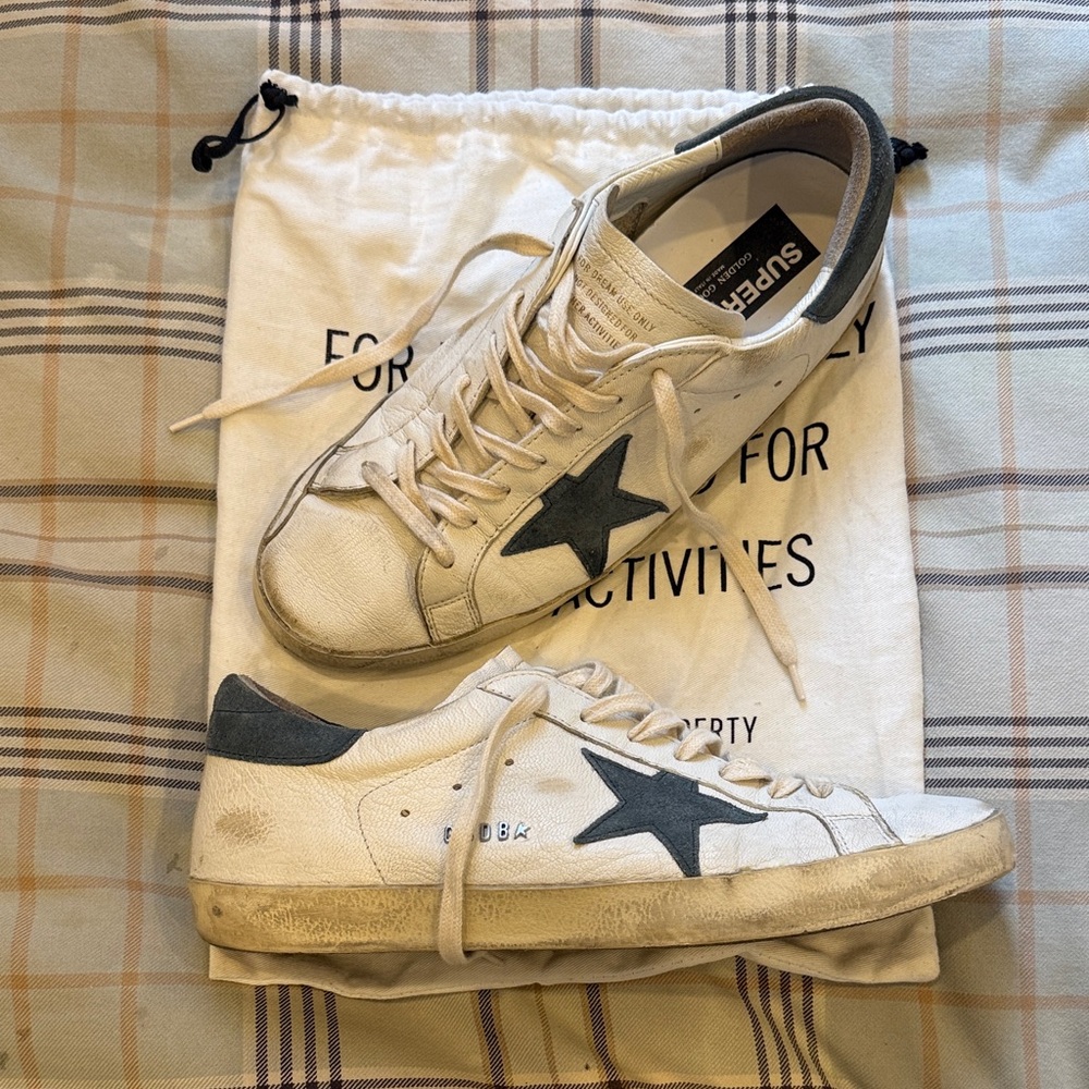 Golden Goose Super-Star - White with Blue Star